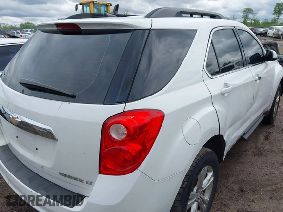 2014 Chevrolet Equinox LT with VIN 2GNALBEK6E6199269, listed as a IAAI auction lot 42194252 with 200,153 mi miles. Bid and sale history available at carsss.com. Image 4.