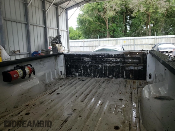 2013 Ford F-250 XL с VIN 1FTBF2A61DEB82046, выставлен на аукционе Copart как лот 56550845 с пробегом 263 763 миль миль и Списание • Salvage title. История ставок и продаж доступна на DreamBid. Изображение 10.