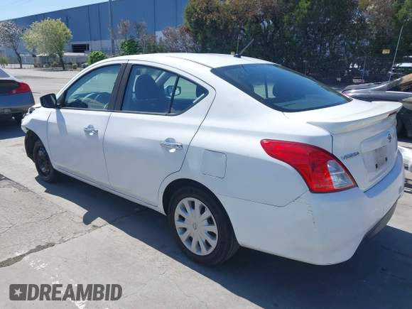 2018 Nissan Versa Sedan SV with VIN 3N1CN7AP8JL872775, listed as a IAAI auction lot 41881821 with 205,367 mi miles. Bid and sale history available at carsss.com. Image 3.