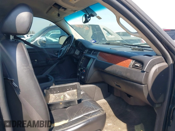 2007 GMC Yukon SLT z VIN 1GKFC13007R327382, wystawiony jako IAAI lot #41691281 z przebiegiem 202 926 mil mil oraz . Historia ofert i sprzedaży dostępna na DreamBid. Obrazek 5.