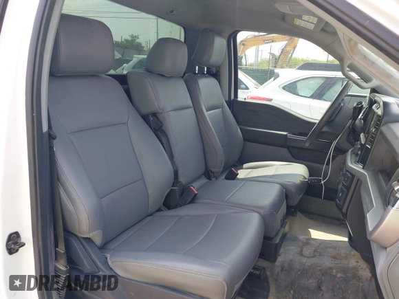 2022 Ford F-150 XL z VIN 1FTMF1CP0NKE04426, wystawiony jako IAAI lot #42320395 z przebiegiem 61 887 mil mil oraz . Historia ofert i sprzedaży dostępna na DreamBid. Obrazek 8.