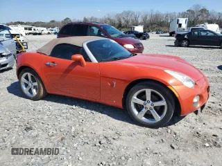 2008 Pontiac Solstice z VIN 1G2MC35BX8Y116246, wystawiony jako Copart lot #46834035 z przebiegiem 70 608 mil mil oraz Szkody całkowita. Historia ofert i sprzedaży dostępna na DreamBid. Obrazek 4.