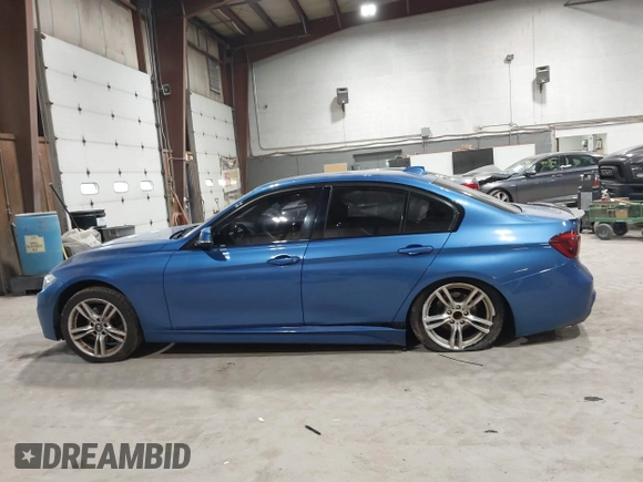 2014 BMW 3 Series 328i xDrive with VIN WBA3B5C5XEP652454, listed as a IAAI auction lot 41949889 with 176,011 mi miles. Bid and sale history available at carsss.com. Image 14.