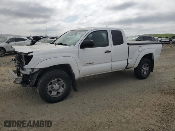 2014 Toyota Tacoma PreRunner with VIN 5TFTU4GN2EX063951, listed as a Copart auction lot 52083875 with 205,969 mi miles and Salvage title. Bid and sale history available at DreamBid. Image 1.