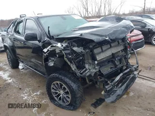 2018 Chevrolet Colorado 4WD ZR2 with VIN 1GCPTEE1XJ1150987, listed as a IAAI auction lot 41866089 with 1 mi miles. Bid and sale history available at carsss.com. Image 1.