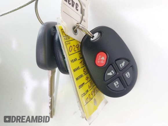 2011 Toyota Sienna LE with VIN 5TDJK3DC7BS029435, listed as a IAAI auction lot 41801955 with 1 mi miles. Bid and sale history available at carsss.com. Image 11.