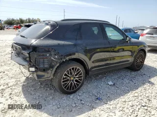 2023 Porsche Cayenne с VIN WP1AA2AY5PDA11157, выставлен на аукционе Copart как лот 49163395 с пробегом 11 085 миль миль и Списание • Salvage title. История ставок и продаж доступна на DreamBid. Изображение 3.