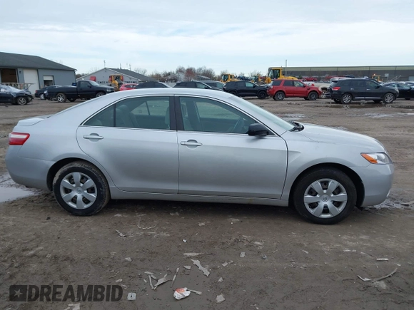 2009 Toyota Camry z VIN 4T1BE46K29U389669, wystawiony jako IAAI lot #41953360 z przebiegiem 176 136 mil mil oraz . Historia ofert i sprzedaży dostępna na DreamBid. Obrazek 13.