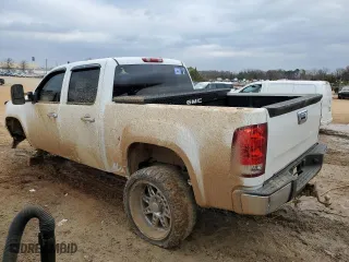 2008 GMC Sierra 1500 Work Truck with VIN 2GTEK13M181238671, listed as a Copart auction lot 44371275 with 147,931 mi miles and Salvage Title. Bid and sale history available at carsss.com. Image 2.