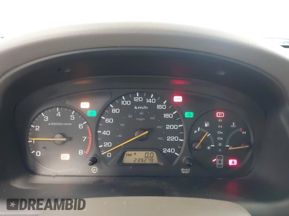 1998 Honda Accord EX z VIN 1HGCG1651WA805964, wystawiony jako IAAI lot #42320827 z przebiegiem 239 279 mil mil oraz . Historia ofert i sprzedaży dostępna na DreamBid. Obrazek 7.