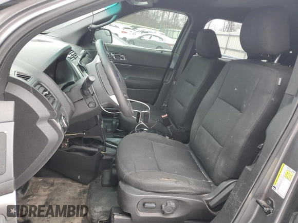 2015 Ford Utility Police Interceptor with VIN 1FM5K8ARXFGB75590, listed as a Copart auction lot 86499964 with 122,637 mi miles and Salvage Title. Bid and sale history available at carsss.com. Image 7.