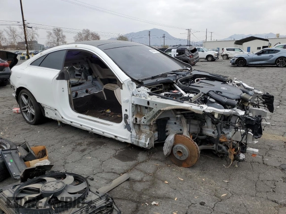 2019 Mercedes-Benz E-Class E 450 with VIN WDD1J6HB0KF117254, listed as a Copart auction lot 43449995 with 81,292 mi miles and Clean Title. Bid and sale history available at carsss.com. Image 4.