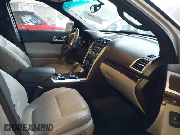 2011 Ford Explorer Limited с VIN 1FMHK8F88BGA06689, выставлен на аукционе IAAI как лот 42224680 с пробегом 171 349 миль миль и . История ставок и продаж доступна на DreamBid. Изображение 5.