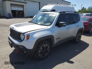 2017 Jeep Renegade Trailhawk with VIN ZACCJBCB2HPE47664, listed as a Copart auction lot 58404815 with 123,564 mi miles and Salvage title. Bid and sale history available at DreamBid. Image 1.