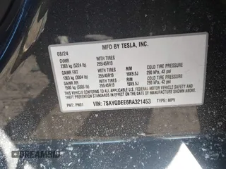 2024 Tesla Model Y Long Range with VIN 7SAYGDEE6RA321453, listed as a IAAI auction lot 41463429 with 9,649 mi miles. Bid and sale history available at carsss.com. Image 9.