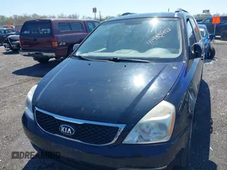 2014 Kia Sedona LX with VIN KNDMG4C71E6579260, listed as a IAAI auction lot 41985403 with 93,523 mi miles. Bid and sale history available at carsss.com. Image 12.