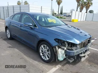 2019 Ford Fusion Energi Titanium with VIN 3FA6P0SU1KR252340, listed as a IAAI auction lot 41820858 with 111,166 mi miles. Bid and sale history available at carsss.com. Image 1.