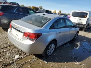 2013 Chevrolet Cruze LS with VIN 1G1PA5SH9D7224109, listed as a Copart auction lot 75542684 with 203,783 mi miles and Clean Title. Bid and sale history available at carsss.com. Image 3.