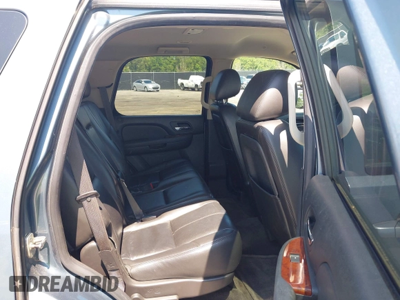2010 Chevrolet Tahoe LT with VIN 1GNMCBE3XAR247988, listed as a IAAI auction lot 42600299 with 236,722 mi miles and . Bid and sale history available at DreamBid. Image 8.