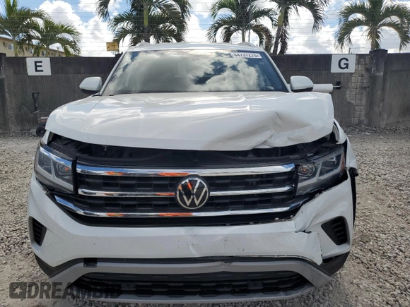 2021 Volkswagen Atlas SE with VIN 1V2WE2CA9MC233518, listed as a Copart auction lot 44737275 with 60,228 mi miles and Salvage title. Bid and sale history available at DreamBid. Image 5.