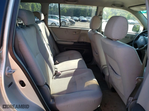 2005 Toyota Highlander with VIN JTEDP21A050063120, listed as a Copart auction lot 61280124 with 338,659 mi miles and Non Repairable. Bid and sale history available at carsss.com. Image 11.