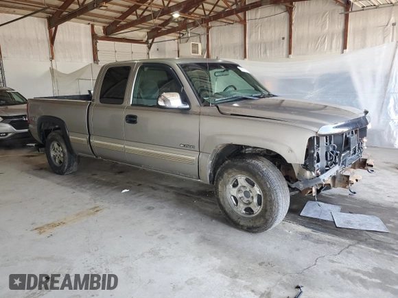 2002 Chevrolet Silverado 1500 LS with VIN 1GCEK19T82E298046, listed as a Copart auction lot 52758135 with 179,594 mi miles and Salvage Title. Bid and sale history available at DreamBid. Image 4.
