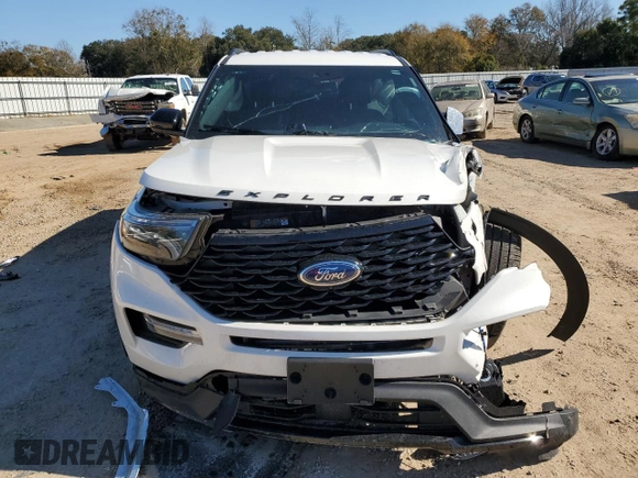 2023 Ford Explorer ST-Line with VIN 1FMSK7KH0PGB52842, listed as a Copart auction lot 88803645 with 20,888 mi miles and Salvage Title. Bid and sale history available at carsss.com. Image 5.