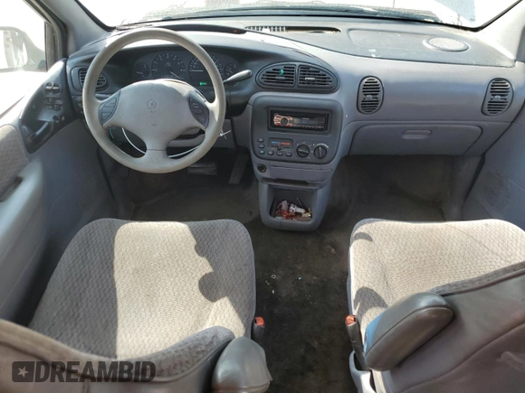 2000 Dodge Caravan SE with VIN 2B4GP45G0YR525310, listed as a Copart auction lot 69596394 with 299,957 mi miles and Salvage Title. Bid and sale history available at carsss.com. Image 8.