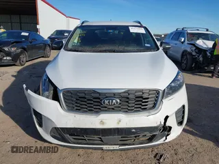 2020 Kia Sorento LX V6 with VIN 5XYPG4A59LG661617, listed as a IAAI auction lot 41279414 with 148,845 mi miles. Bid and sale history available at carsss.com. Image 12.