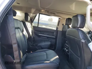 2019 Ford Expedition Platinum with VIN 1FMJU1MT4KEA62215, listed as a Copart auction lot 84104024 with 102,153 mi miles and Salvage Title. Bid and sale history available at carsss.com. Image 11.