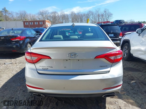 2015 Hyundai Sonata Limited with VIN 5NPE34AF2FH035464, listed as a IAAI auction lot 41824698 with 130,801 mi miles and . Bid and sale history available at carsss.com. Image 16.