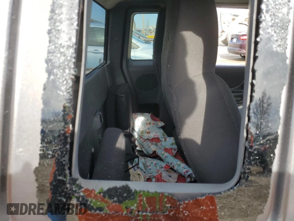 2005 Ford Ranger XLT with VIN 1FTYR44U55PA95540, listed as a Copart auction lot 41376055 with 156,734 mi miles and Salvage title. Bid and sale history available at DreamBid. Image 10.