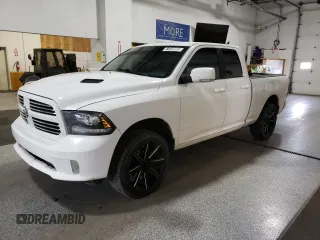 2014 Ram 1500 Sport z VIN 1C6RR7HT8ES304135, wystawiony jako Copart lot #51549085 z przebiegiem 151 296 mil mil oraz Czysty tytuł • Clean title. Historia ofert i sprzedaży dostępna na DreamBid. Obrazek 1.