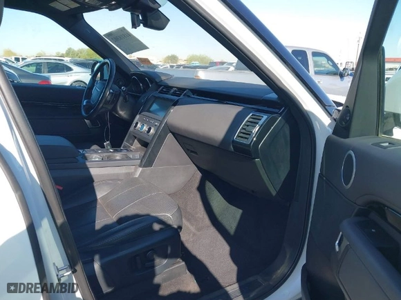 2020 Land Rover Discovery SE with VIN SALRG2RV0L2421943, listed as a IAAI auction lot 41818302 with 62,788 mi miles. Bid and sale history available at carsss.com. Image 5.