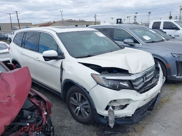 2018 Honda Pilot EX-L with VIN 5FNYF5H58JB029702, listed as a IAAI auction lot 41920659 with 43,851 mi miles. Bid and sale history available at carsss.com. Image 1.