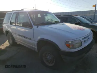 1998 Ford Explorer Sport z VIN 1FMYU24E7WUC67478, wystawiony jako Copart lot #74625604 z przebiegiem 239 888 mil mil oraz Szkoda całkowita • Salvage title. Historia ofert i sprzedaży dostępna na DreamBid. Obrazek 4.