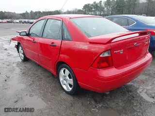 2007 Ford Focus S with VIN 1FAFP34N67W342370, listed as a IAAI auction lot 41457075 with 21,527 mi miles. Bid and sale history available at carsss.com. Image 3.