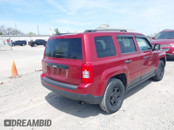 2014 Jeep Patriot Sport with VIN 1C4NJPBA7ED798319, listed as a IAAI auction lot 42092695 with 114,468 mi miles. Bid and sale history available at carsss.com. Image 4.