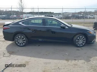 2020 Lexus ES 350 с VIN 58ADZ1B15LU069268, выставлен на аукционе IAAI как лот 41747039 с пробегом 143 025 миль миль и . История ставок и продаж доступна на DreamBid. Изображение 12.