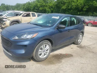 2020 Ford Escape S z VIN 1FMCU0F6XLUB97829, wystawiony jako Copart lot #60522115 z przebiegiem 37 917 mil mil oraz Szkoda całkowita • Salvage title. Historia ofert i sprzedaży dostępna na DreamBid. Obrazek 1.