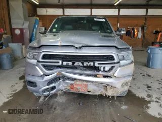 2020 Ram 1500 Laramie z VIN 1C6SRFDT5LN164297, wystawiony jako Copart lot #55420835 z przebiegiem 67 911 mil mil oraz Szkoda całkowita • Salvage title. Historia ofert i sprzedaży dostępna na DreamBid. Obrazek 5.