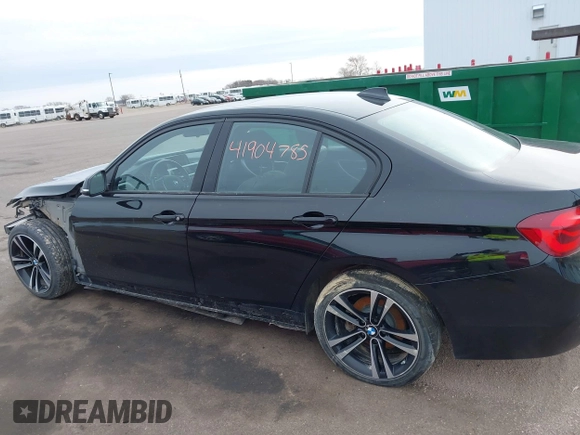 2018 BMW 3 Series 330i xDrive with VIN WBA8D9C54JEM31381, listed as a IAAI auction lot 41904785 with 64,796 mi miles and . Bid and sale history available at DreamBid. Image 14.