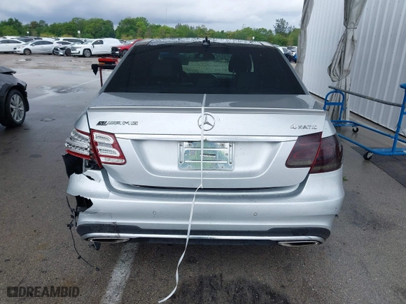 2014 Mercedes-Benz E-Class E 350 Luxury with VIN WDDHF8JB1EA816030, listed as a IAAI auction lot 41984219 with 117,790 mi miles. Bid and sale history available at carsss.com. Image 16.