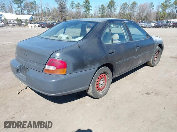 1999 Nissan Altima XE with VIN 1N4DL01D0XC116467, listed as a IAAI auction lot 41705684 with 227,999 mi miles. Bid and sale history available at carsss.com. Image 4.