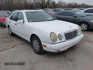 1999 Mercedes-Benz E-Class with VIN WDBJF65H6XA756164, listed as a IAAI auction lot 41551730 with 224,111 mi miles. Bid and sale history available at carsss.com. Image 1.