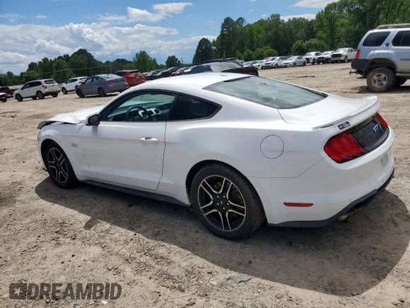 2019 Ford Mustang GT z VIN 1FA6P8CF1K5151669, wystawiony jako Copart lot #55946135 z przebiegiem 109 434 mil mil oraz Czysty tytuł • Clean title. Historia ofert i sprzedaży dostępna na DreamBid. Obrazek 2.
