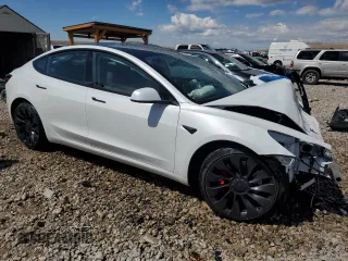 2023 Tesla Model 3 Performance z VIN 5YJ3E1EC1PF706879, wystawiony jako Copart lot #53369295 z przebiegiem 15 825 mil mil oraz Szkoda całkowita • Salvage title. Historia ofert i sprzedaży dostępna na DreamBid. Obrazek 4.