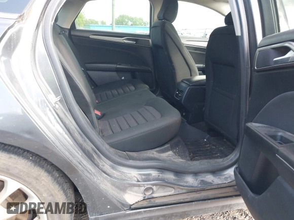 2020 Ford Fusion SE с VIN 3FA6P0HD0LR247946, выставлен на аукционе IAAI как лот 42299189 с пробегом 115 302 миль миль и . История ставок и продаж доступна на DreamBid. Изображение 8.