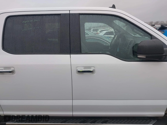 2019 Ford F-150 XL with VIN 1FTEW1C52KKF31886, listed as a IAAI auction lot 41593264 with 44,046 mi miles and . Bid and sale history available at DreamBid. Image 14.