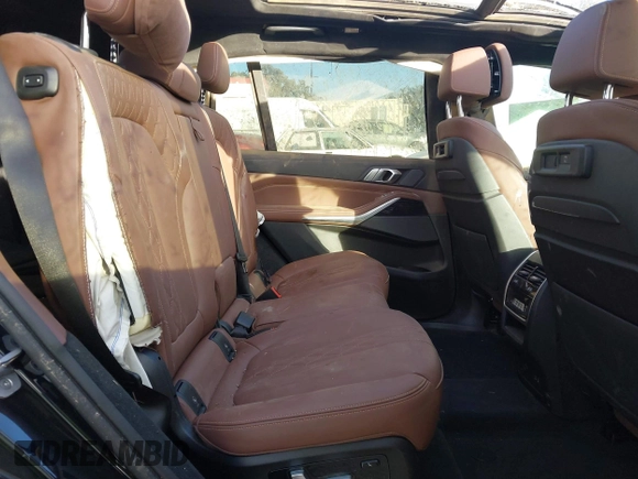 2022 BMW X7 M50i with VIN 5UXCX6C08N9M65716, listed as a IAAI auction lot 40795908 with 1 mi miles. Bid and sale history available at carsss.com. Image 8.